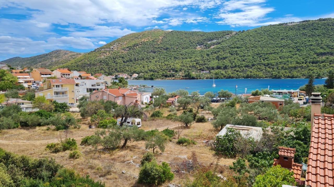 Apartmani Mlinar - Two Bedroom Apartment With Seaview Grebaštica Exterior foto