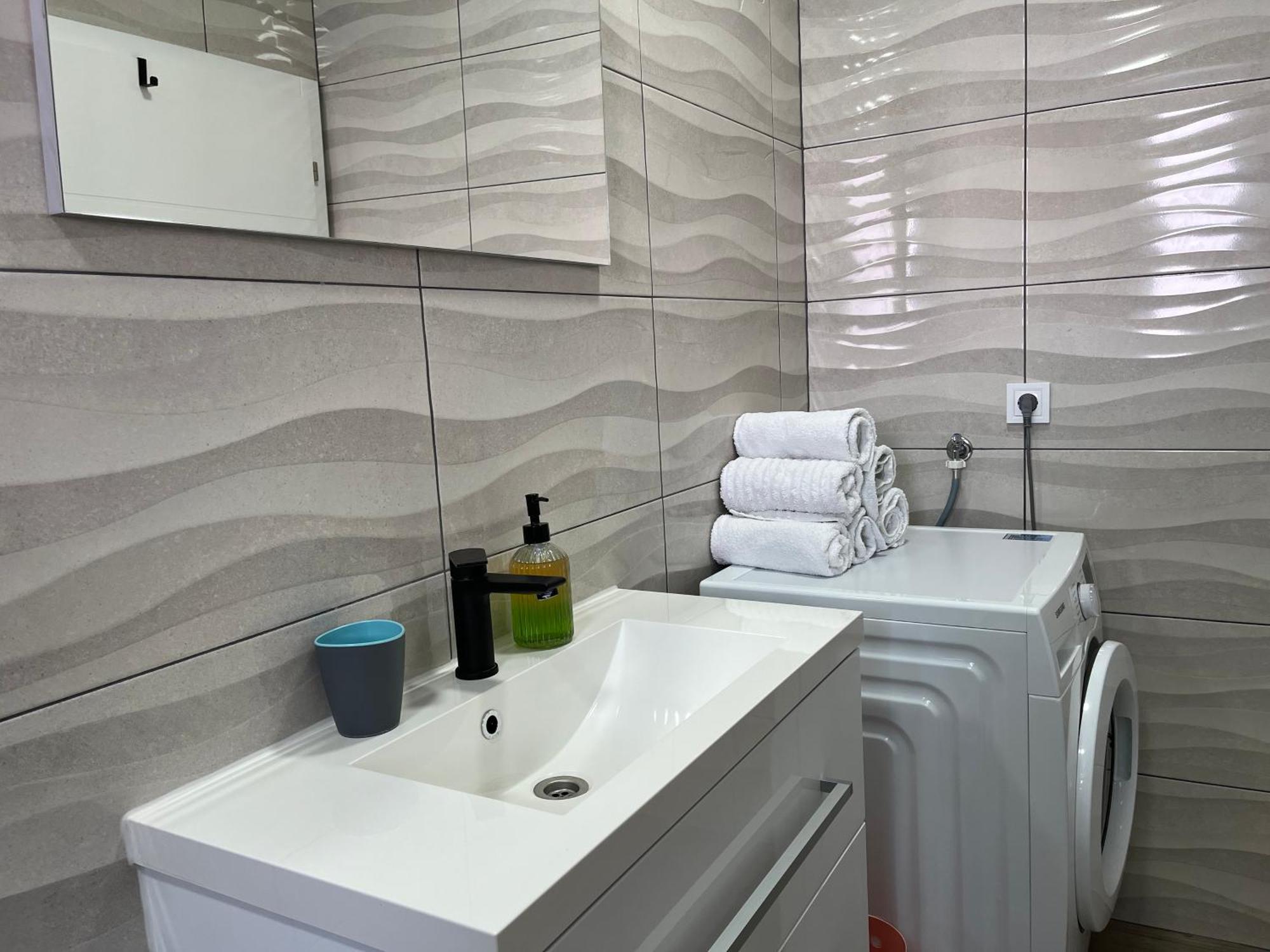 Apartmani Mlinar - Two Bedroom Apartment With Seaview Grebaštica Exterior foto