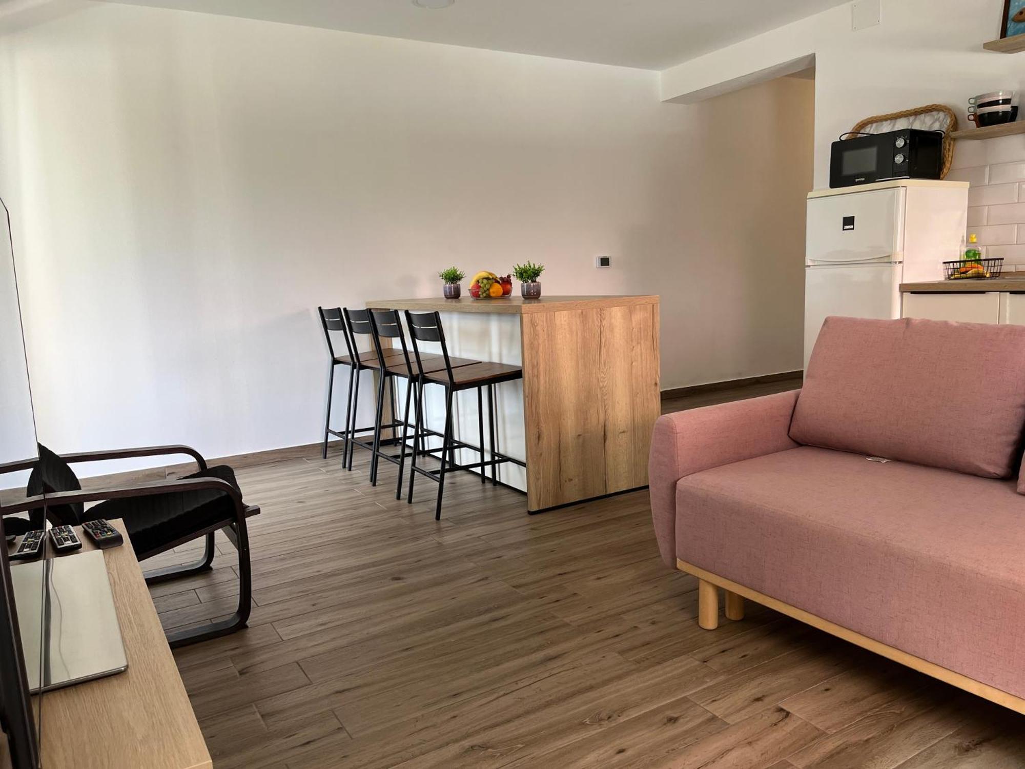 Apartmani Mlinar - Two Bedroom Apartment With Seaview Grebaštica Exterior foto